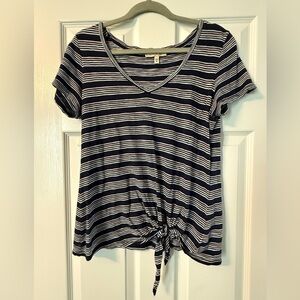 Express Tie Front Short Sleeve Tee